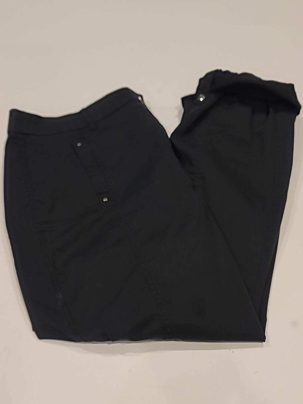Chico's Black Cropped Rolled Hem Pants 2.5 Large 14 - Picture 9 of 13